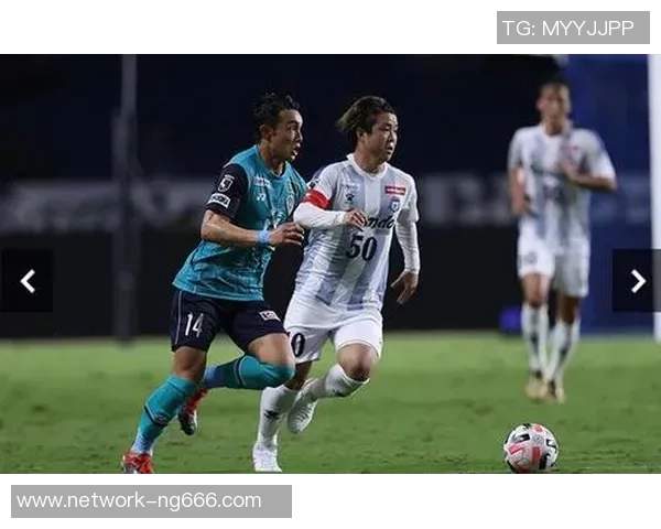 山形山神与福岛黄蜂的激烈对决展现日本足球的魅力与激情